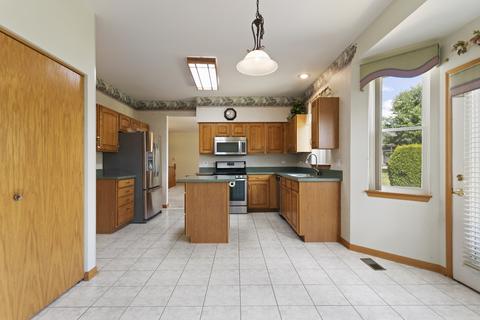 21409 W Juniper Ln, Plainfield, IL 60544 photo 5