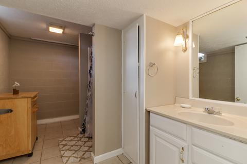 309 Meadows Ave, Bloomington, IL 61701 photo 17