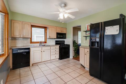309 Meadows Ave, Bloomington, IL 61701 photo 9