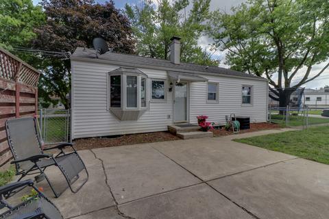 309 Meadows Ave, Bloomington, IL 61701 photo 22
