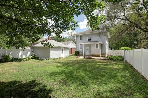 148 E Wing St, Bement, IL 61813 photo 4
