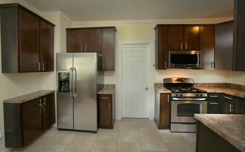 1056 Augusta Ave, Elgin, IL 60120 photo 5