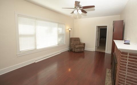 1056 Augusta Ave, Elgin, IL 60120 photo 8