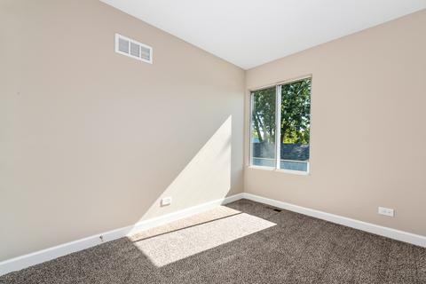 110 Joslyn Dr, Elgin, IL 60120 photo 19