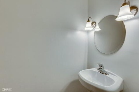 919 E 54th Pl, Chicago, IL 60615 photo 7