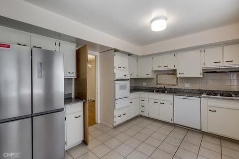 919 E 54th Pl, Chicago, IL 60615 photo 5