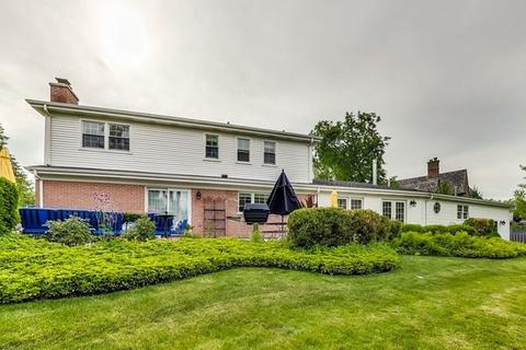 2775 Grace Rd, Northbrook, IL 60062 photo 32