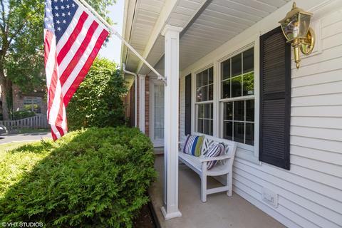 2775 Grace Rd, Northbrook, IL 60062 photo 2
