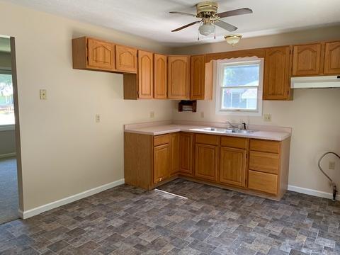 210 E Bullard St, Forrest, IL 61741 photo 3