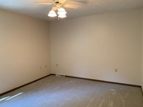 210 E Bullard St, Forrest, IL 61741 photo 7
