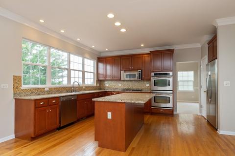 26828 Ashgate Xing, Plainfield, IL 60585 photo 4