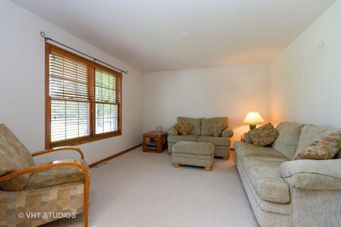 1435 E Cap Cir, Bourbonnais, IL 60914 photo 3