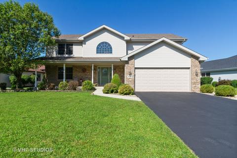 1435 E Cap Cir, Bourbonnais, IL 60914 photo 1