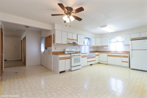 8716 45th St, Lyons, IL 60534 photo 3