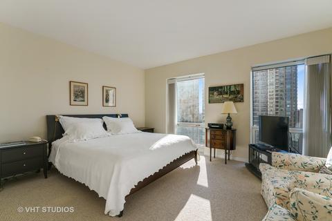100 E Huron St #1902, Chicago, IL 60611 photo 11