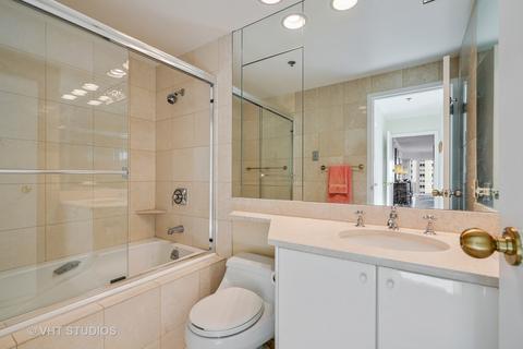 100 E Huron St #1902, Chicago, IL 60611 photo 12