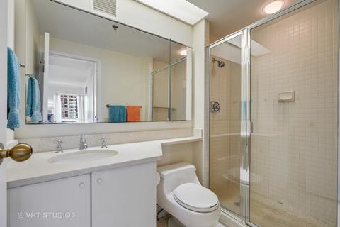 100 E Huron St #1902, Chicago, IL 60611 photo 14