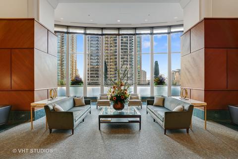 100 E Huron St #1902, Chicago, IL 60611 photo 3