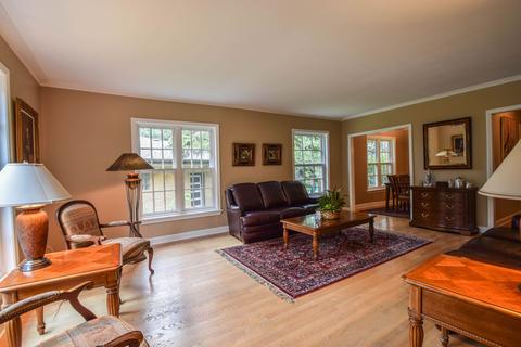 404 Kent Rd, Riverside, IL 60546 photo 3