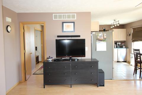 16 Andy Ct, Bloomington, IL 61704 photo 8