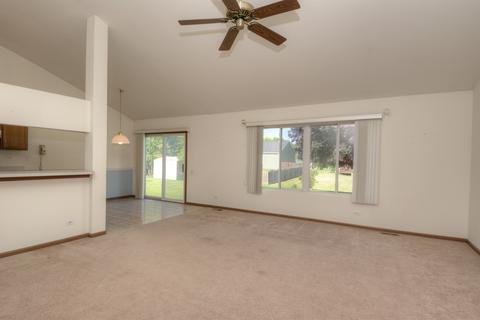 1112 Sawmill Ln, Algonquin, IL 60102 photo 10