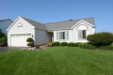 1112 Sawmill Ln, Algonquin, IL 60102 photo 2
