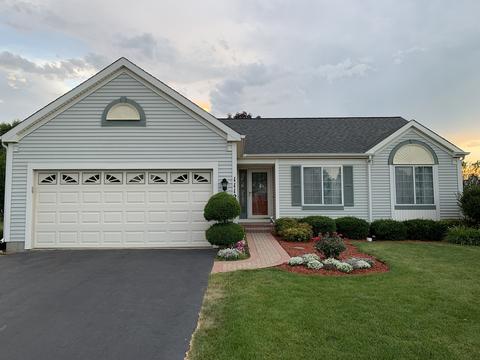 1112 Sawmill Ln, Algonquin, IL 60102 photo 1