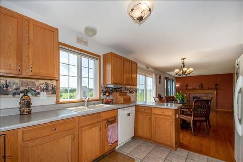1835 Sunset Ln, Morris, IL 60450 photo 11