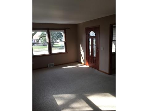205 E St Marys St, Minooka, IL 60447 photo 6