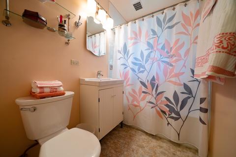 423 S Gables Blvd, Wheaton, IL 60187 photo 9