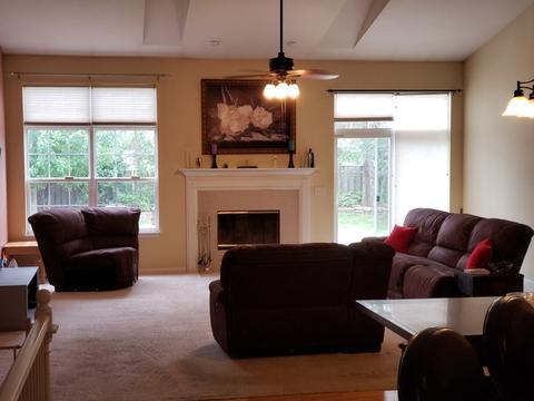 320 Weymouth Ave, Elgin, IL 60124 photo 8