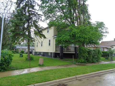 539 E 151st St, Phoenix, IL 60426 photo 2
