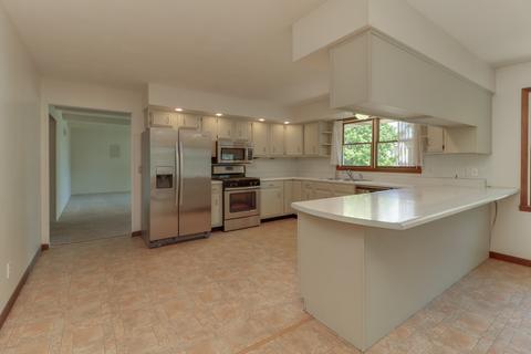 3 Millard Ct, Minier, IL 61759 photo 9