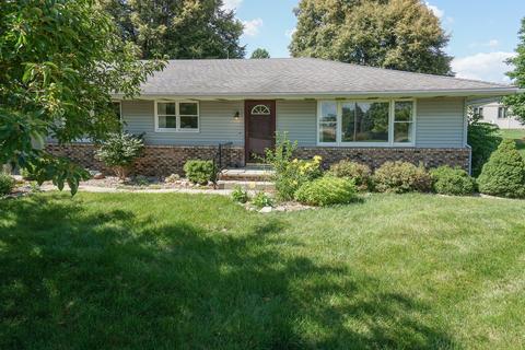 3 Millard Ct, Minier, IL 61759 photo 2