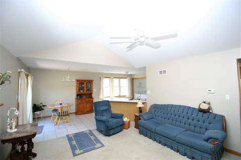 267 Hillcrest Ln, Steger, IL 60475 photo 3
