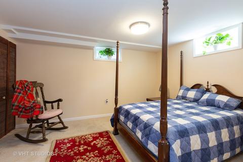 520 Adams St, Elgin, IL 60123 photo 7