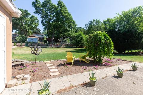 520 Adams St, Elgin, IL 60123 photo 18