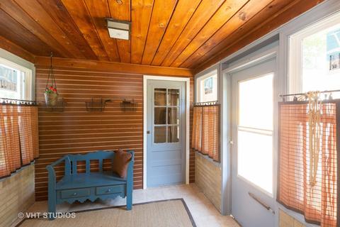 520 Adams St, Elgin, IL 60123 photo 15