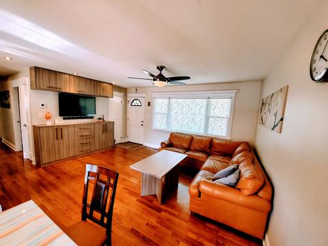8854 Olympic Dr, Bridgeview, IL 60455 photo 11