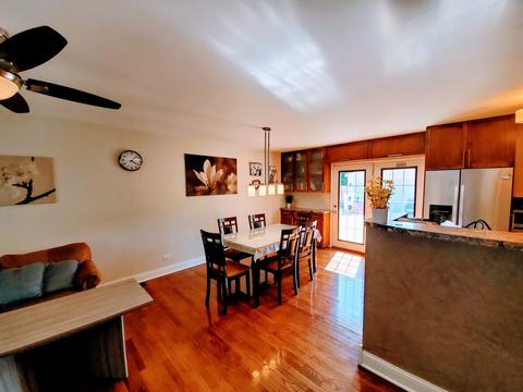 8854 Olympic Dr, Bridgeview, IL 60455 photo 8