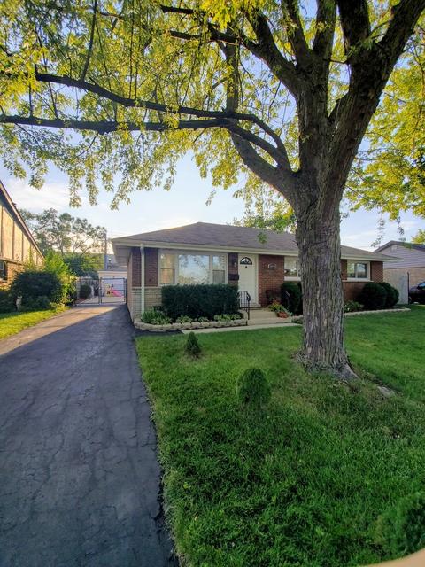 8854 Olympic Dr, Bridgeview, IL 60455 photo 3