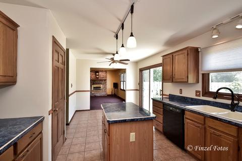 3417 W Lorient Dr, Mchenry, IL 60050 photo 5