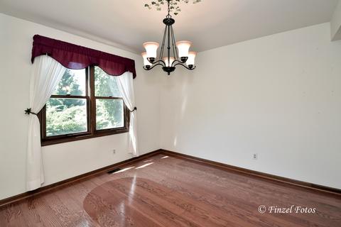 3417 W Lorient Dr, Mchenry, IL 60050 photo 8