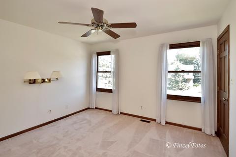 3417 W Lorient Dr, Mchenry, IL 60050 photo 13