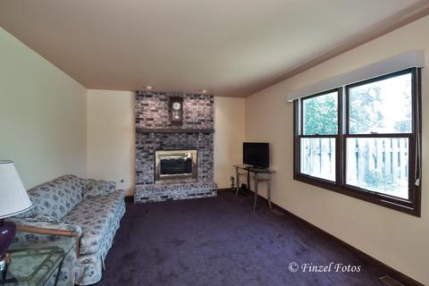 3417 W Lorient Dr, Mchenry, IL 60050 photo 6