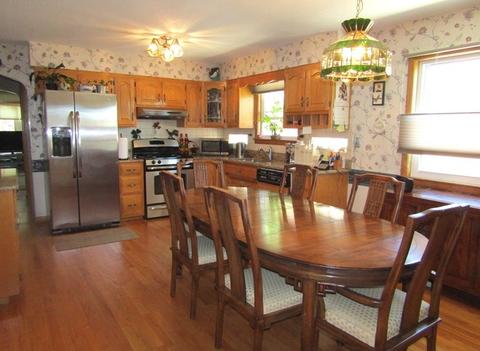 8641 S Kedvale Ave, Chicago, IL 60652 photo 6
