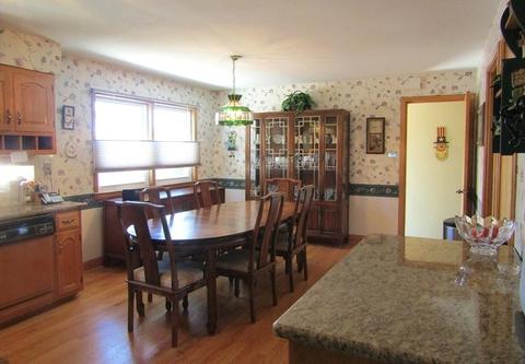 8641 S Kedvale Ave, Chicago, IL 60652 photo 9