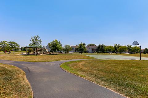 2207 Park Ridge Dr, Plainfield, IL 60586 photo 3