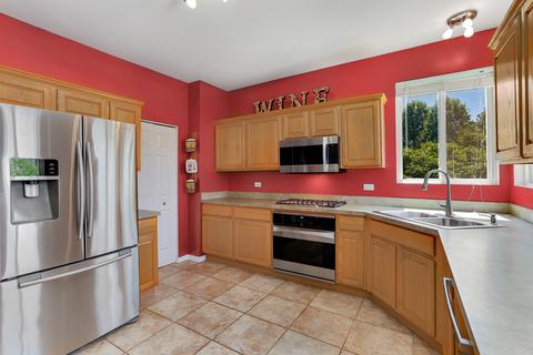 2207 Park Ridge Dr, Plainfield, IL 60586 photo 17
