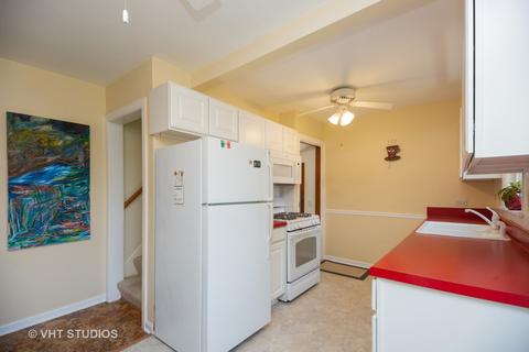 980 Webster Ln, Des Plaines, IL 60016 photo 5